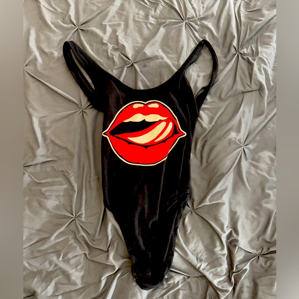 Women’s bodysuit